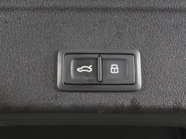 2017 Audi allroad 2.0 TFSI Premium Plus - 22918149 - 19