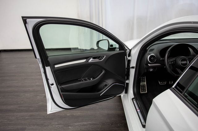 2017 Audi S3 2.0 TFSI Premium Plus - 22913980 - 15