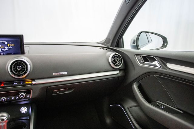 2017 Audi S3 2.0 TFSI Premium Plus - 22913980 - 4