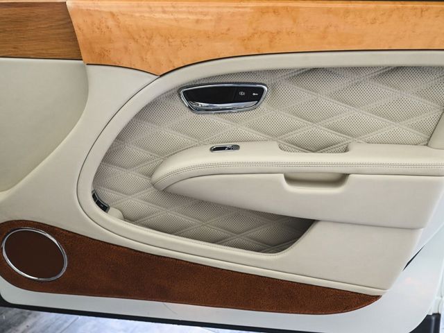 2017 Bentley Mulsanne Base - 22914597 - 10