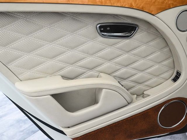 2017 Bentley Mulsanne Base - 22914597 - 11