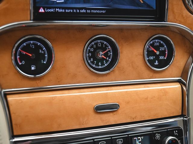 2017 Bentley Mulsanne Base - 22914597 - 25