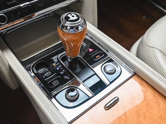 2017 Bentley Mulsanne Base - 22914597 - 30