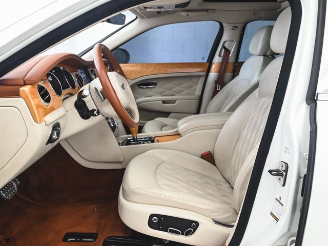 2017 Bentley Mulsanne Base - 22914597 - 32