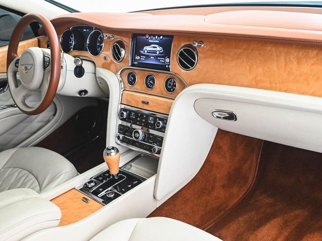 2017 Bentley Mulsanne Base - 22914597 - 37