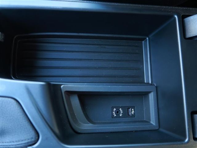 2017 BMW 2 Series 230i - 16998713 - 27