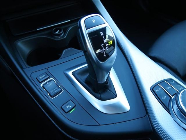 2017 BMW 2 Series 230i - 17042079 - 25