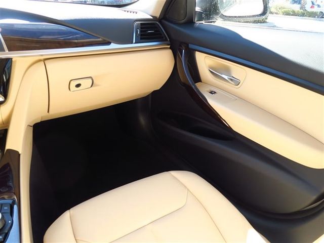 2017 BMW 3 Series 320i - 17046323 - 15