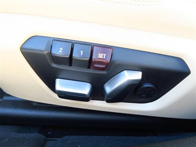 2017 BMW 3 Series 320i - 17046323 - 20