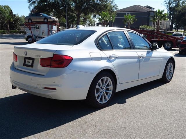 2017 BMW 3 Series 320i - 17046323 - 6