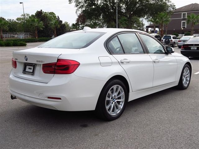 2017 BMW 3 Series 320i xDrive - 17042077 - 6