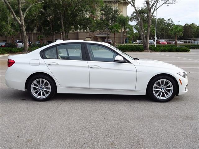2017 BMW 3 Series 320i xDrive - 17042077 - 7