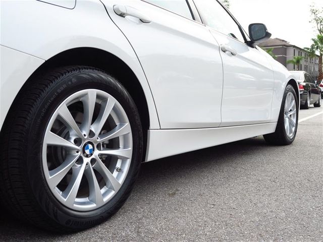 2017 BMW 3 Series 320i xDrive - 17042077 - 8