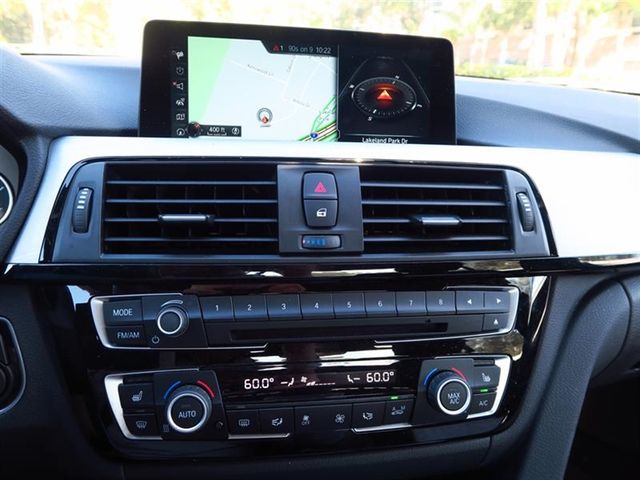 2017 BMW 3 Series 320i xDrive - 17042081 - 23