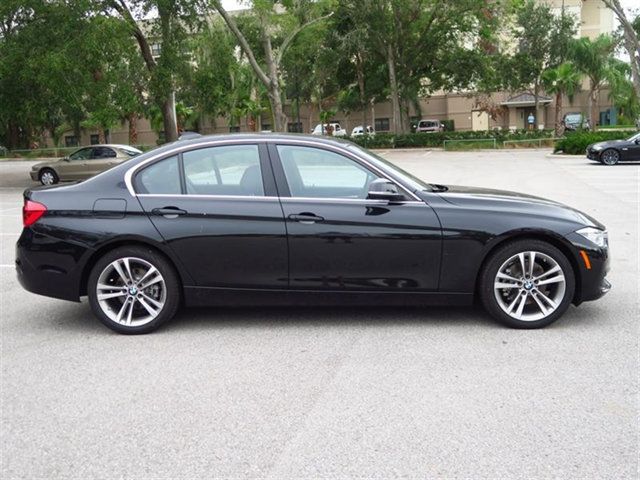 2017 BMW 3 Series 330i - 16968762 - 1