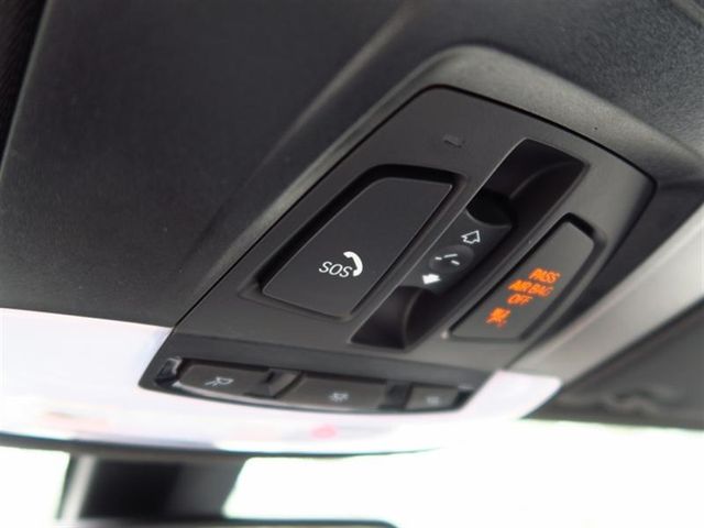 2017 BMW 3 Series 330i - 16968762 - 22