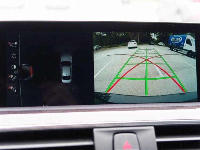 2017 BMW 3 Series 330i - 16968762 - 25