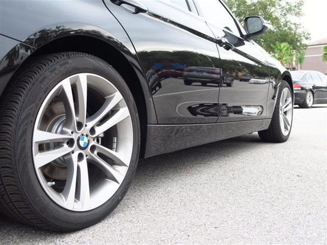 2017 BMW 3 Series 330i - 16968762 - 2