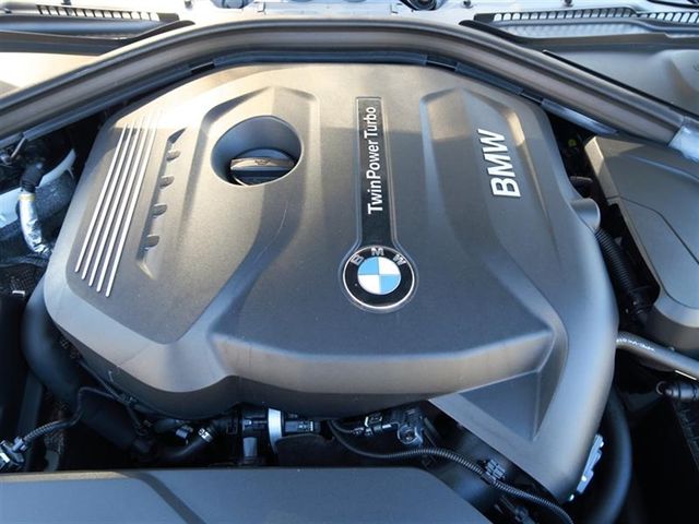 2017 BMW 3 Series 330i - 17037465 - 11