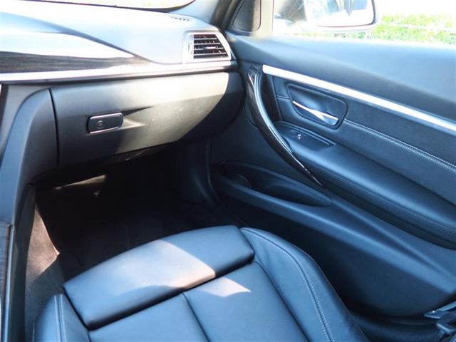 2017 BMW 3 Series 330i - 17037465 - 15
