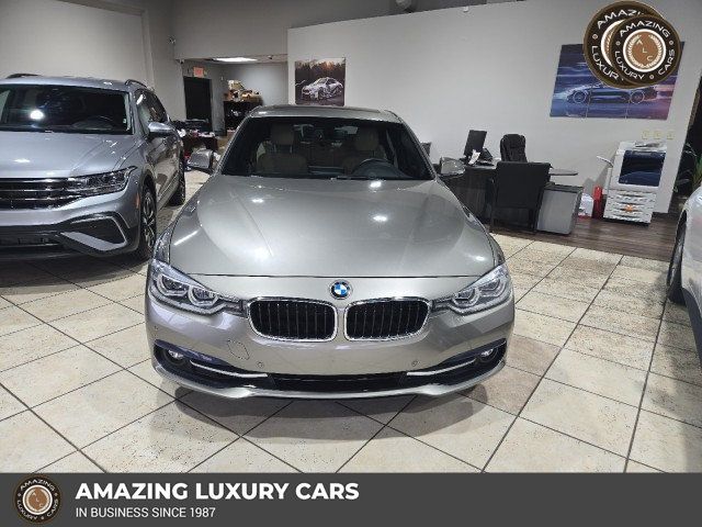 2017 BMW 3 Series 330i's photo