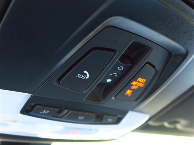 2017 BMW 3 Series 340i - 16998716 - 22