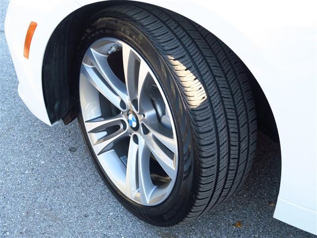 2017 BMW 3 Series 340i - 16998716 - 30