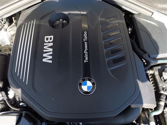 2017 BMW 3 Series 340i - 17046327 - 11