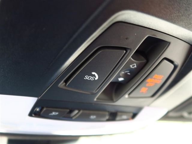 2017 BMW 3 Series 340i - 17046327 - 22