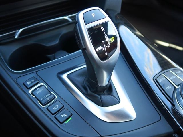 2017 BMW 3 Series 340i - 17046327 - 27