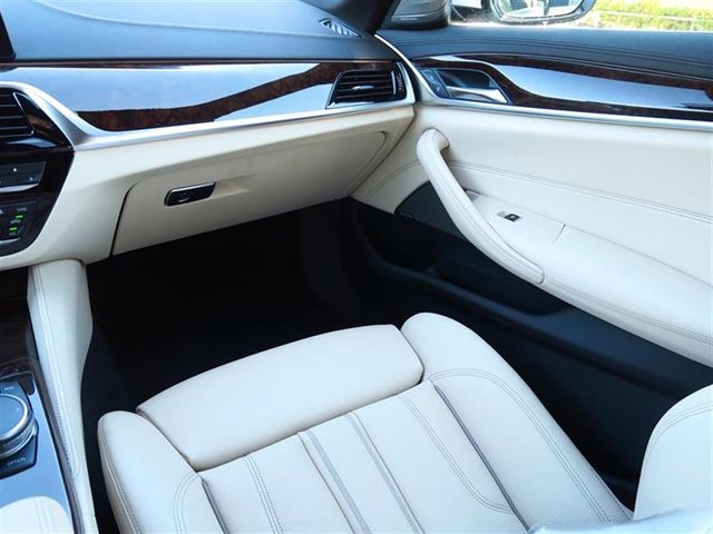 2017 BMW 5 Series 530i - 17003308 - 15