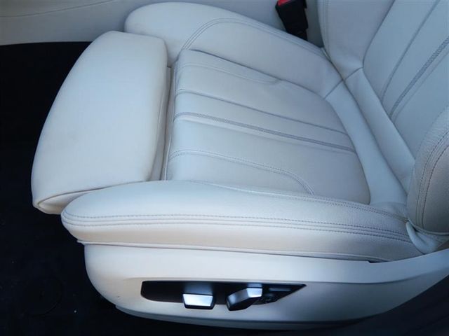 2017 BMW 5 Series 530i - 17003308 - 19