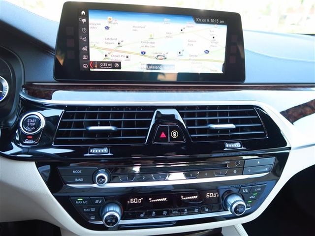 2017 BMW 5 Series 530i - 17003308 - 23