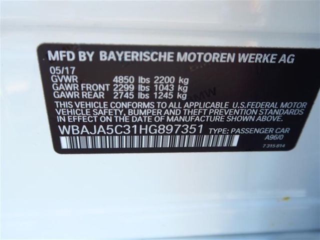 2017 BMW 5 Series 530i - 17003308 - 31