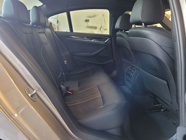 2017 BMW 5 Series Sportline BMW 530i  - 22929955 - 17