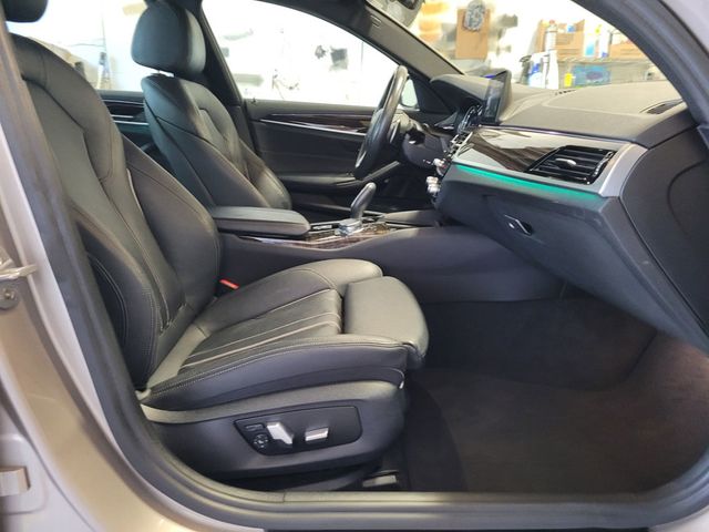 2017 BMW 5 Series Sportline BMW 530i  - 22929955 - 20