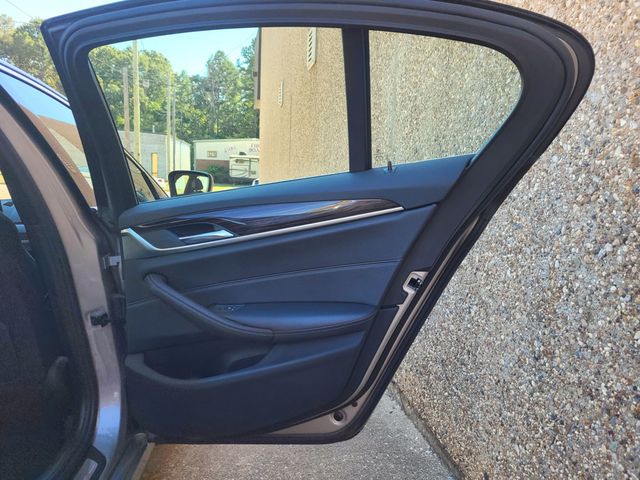 2017 BMW 5 Series Sportline BMW 530i  - 22929955 - 42