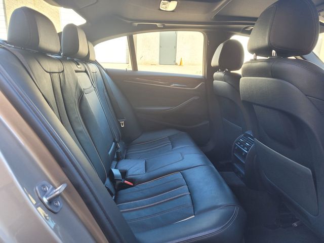 2017 BMW 5 Series Sportline BMW 530i  - 22929955 - 43