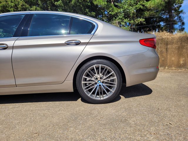 2017 BMW 5 Series Sportline BMW 530i  - 22929955 - 4