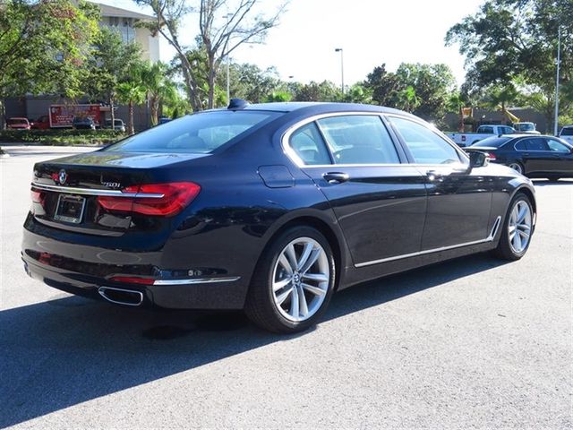 2017 BMW 7 Series 750i xDrive - 16918017 - 6