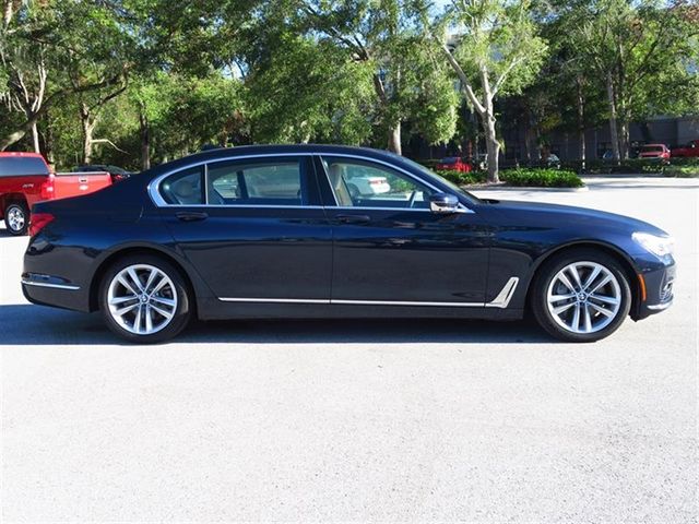 2017 BMW 7 Series 750i xDrive - 16918017 - 7