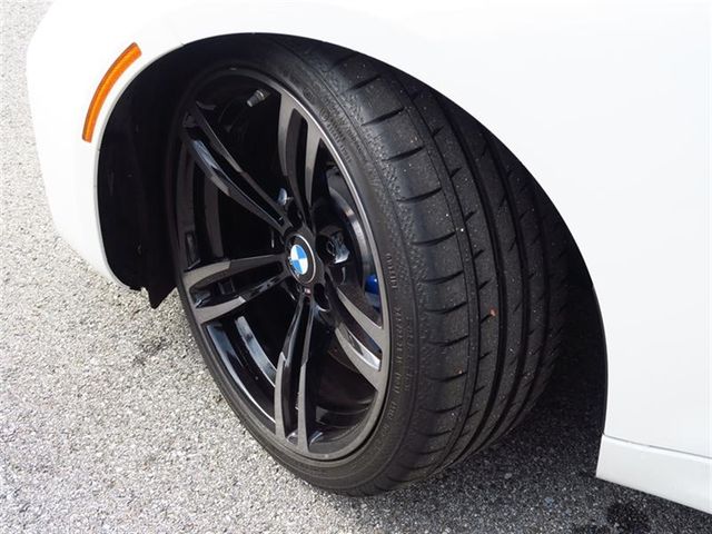 2017 BMW M2 Coupe - 16944361 - 30