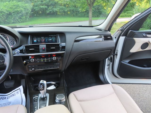 2017 BMW X3 xDrive28i - 22892448 - 31