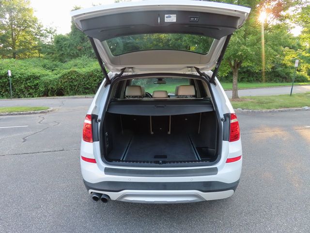 2017 BMW X3 xDrive28i - 22892448 - 39