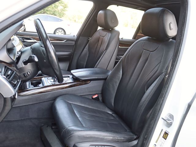 2017 BMW X5 xDrive35i Sports Activity Vehicle - 22932667 - 25