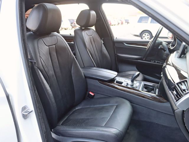 2017 BMW X5 xDrive35i Sports Activity Vehicle - 22932667 - 26