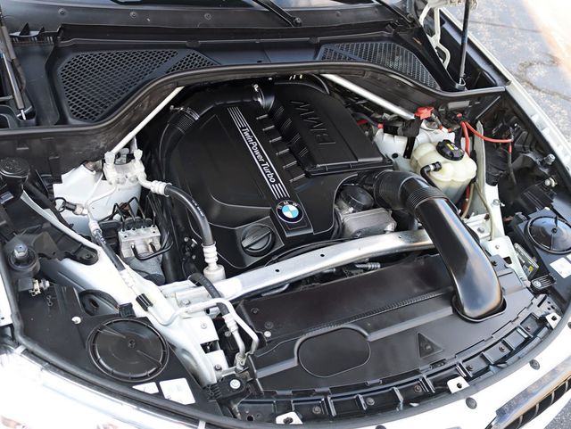 2017 BMW X5 xDrive35i Sports Activity Vehicle - 22932667 - 39