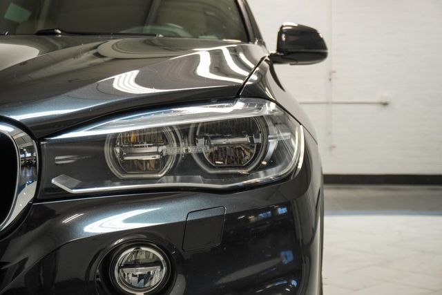 2017 BMW X5 xDrive35i Sports Activity Vehicle - 22937305 - 40