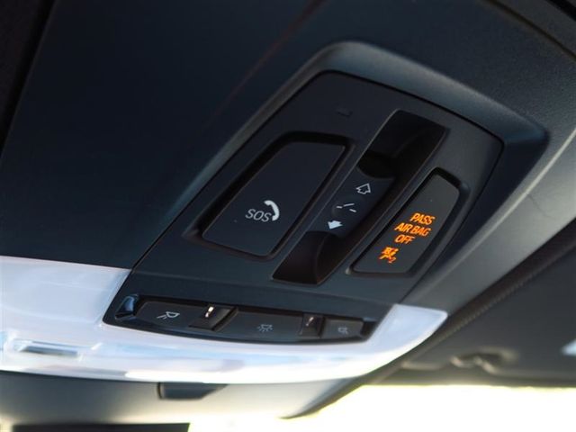 2017 BMW X6 xDrive35i - 17046331 - 22