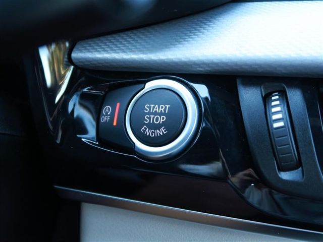 2017 BMW X6 xDrive35i - 17046331 - 26